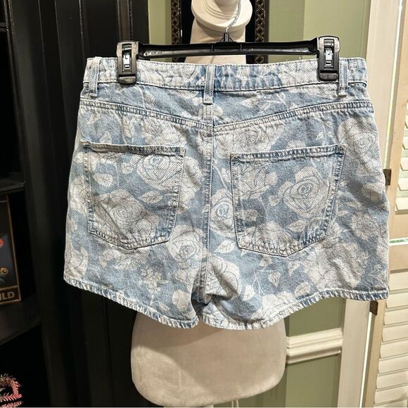 ONLY x ASOS Blue Floral Denim Set – Medium Top & Large Shorts - Picture 11 of 14